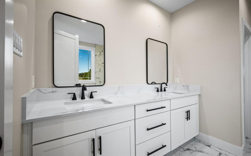 6065 Wildlife Way, Athens, TX 75752, 4 Bedrooms Bedrooms, ,3 BathroomsBathrooms,Residential,For Sale,6065 Wildlife Way,20781140