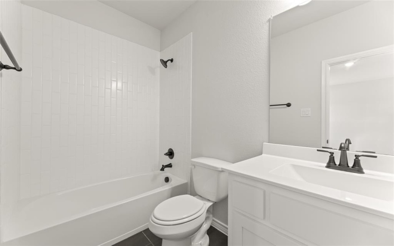 1018 Emerald Trace Drive, Justin, TX 76247, 4 Bedrooms Bedrooms, ,3 BathroomsBathrooms,Residential,For Sale,1018 Emerald Trace Drive,20781160