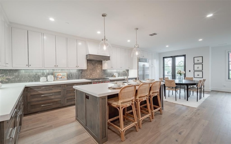 4525 Emerson Avenue #2, University Park, TX 75205, 3 Habitaciones Habitaciones , ,3 BañosBaños,Residential,En Venta,4525 Emerson Avenue,20774830