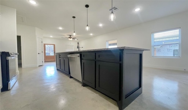607 W Baker Street, Denison, TX 75020, 3 Bedrooms Bedrooms, ,2 BathroomsBathrooms,Residential,For Sale,607 W Baker Street,20781221