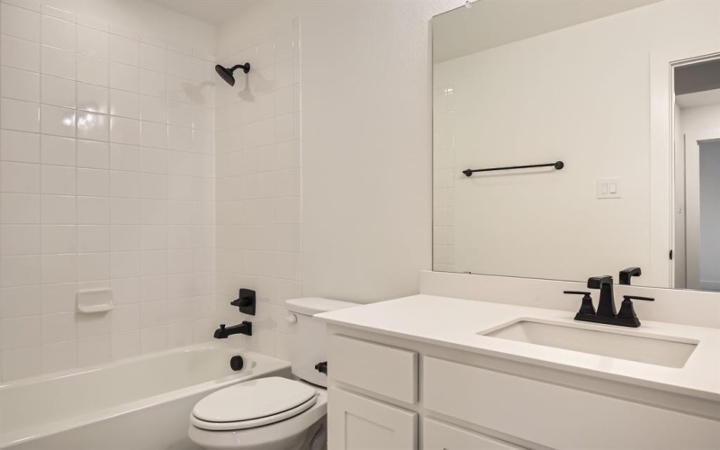 807 Trailing Vine Way, Lavon, TX 75166, 4 Habitaciones Habitaciones , ,3 BañosBaños,Residential,En Venta,807 Trailing Vine Way,20781252