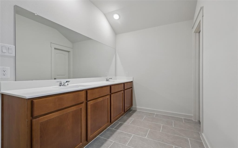 1138 Baker Bridge Drive, Forney, TX 75126, 3 Bedrooms Bedrooms, ,2 BathroomsBathrooms,Residential,For Sale,1138 Baker Bridge Drive,20781256