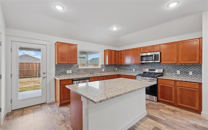1138 Baker Bridge Drive, Forney, TX 75126, 3 Bedrooms Bedrooms, ,2 BathroomsBathrooms,Residential,For Sale,1138 Baker Bridge Drive,20781256