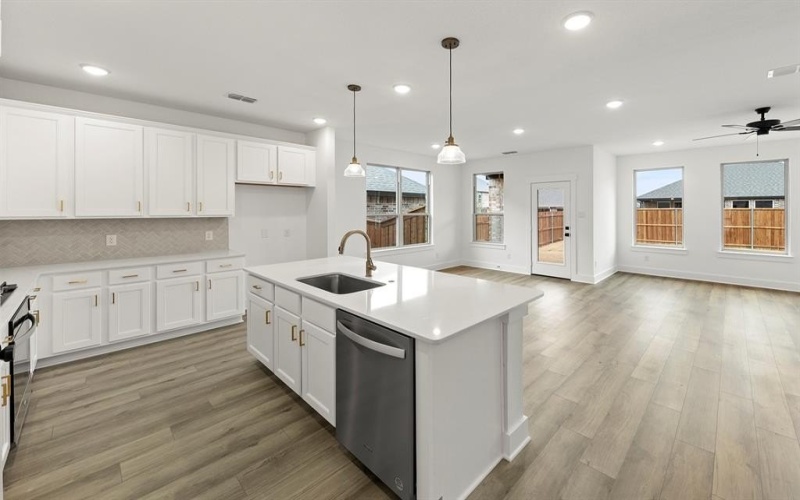 1920 Bobbin Mill Lane, Forney, TX 75126, 4 Bedrooms Bedrooms, ,3 BathroomsBathrooms,Residential,For Sale,1920 Bobbin Mill Lane,20775159