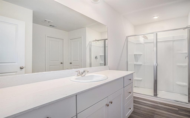 402 Valley View Drive #402, Princeton, TX 75407, 5 Habitaciones Habitaciones , ,3 BañosBaños,Residential Lease,En Alquiler,402 Valley View Drive,20781374