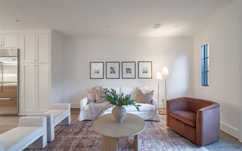 4529 Emerson Avenue #6, University Park, TX 75205, 2 Bedrooms Bedrooms, ,2 BathroomsBathrooms,Residential,For Sale,4529 Emerson Avenue,20775564