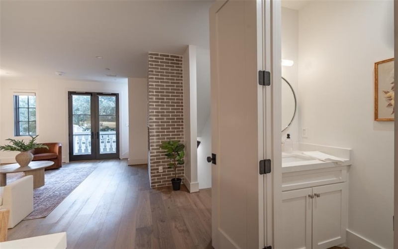 4529 Emerson Avenue #6, University Park, TX 75205, 2 Bedrooms Bedrooms, ,2 BathroomsBathrooms,Residential,For Sale,4529 Emerson Avenue,20775564