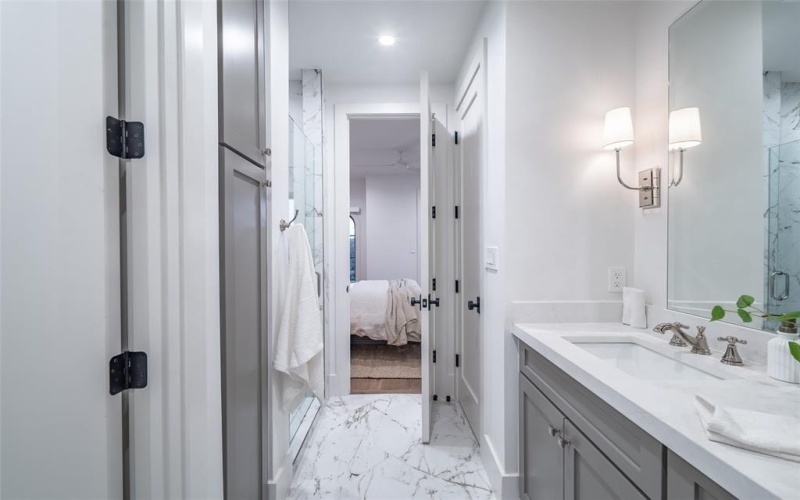 4529 Emerson Avenue #6, University Park, TX 75205, 2 Bedrooms Bedrooms, ,2 BathroomsBathrooms,Residential,For Sale,4529 Emerson Avenue,20775564