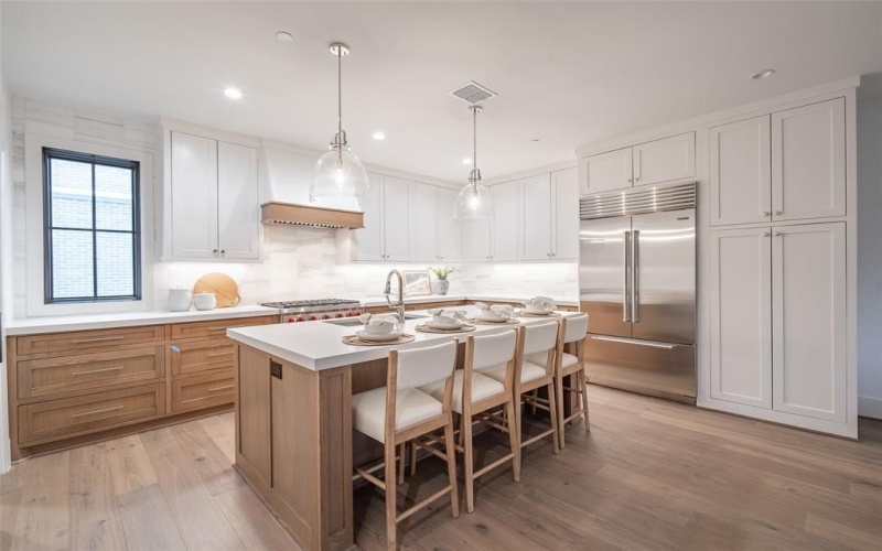 4529 Emerson Avenue #6, University Park, TX 75205, 2 Bedrooms Bedrooms, ,2 BathroomsBathrooms,Residential,For Sale,4529 Emerson Avenue,20775564