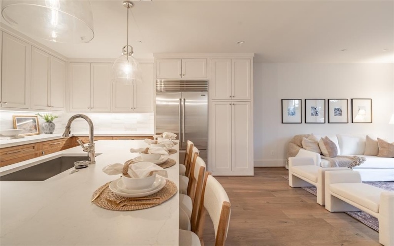 4529 Emerson Avenue #6, University Park, TX 75205, 2 Bedrooms Bedrooms, ,2 BathroomsBathrooms,Residential,For Sale,4529 Emerson Avenue,20775564