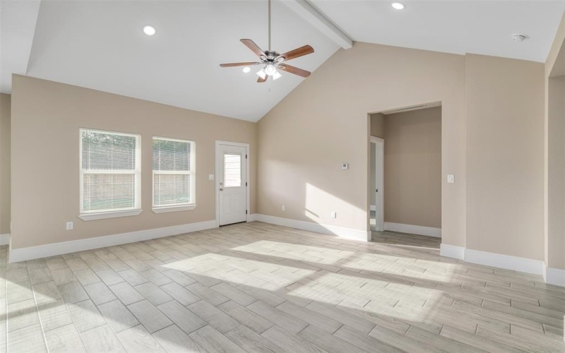 2801 Beechwood Street, Granbury, TX 76048, 3 Habitaciones Habitaciones , ,2 BañosBaños,Residential,En Venta,2801 Beechwood Street,20781481