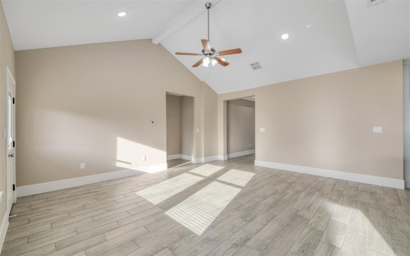2801 Beechwood Street, Granbury, TX 76048, 3 Habitaciones Habitaciones , ,2 BañosBaños,Residential,En Venta,2801 Beechwood Street,20781481