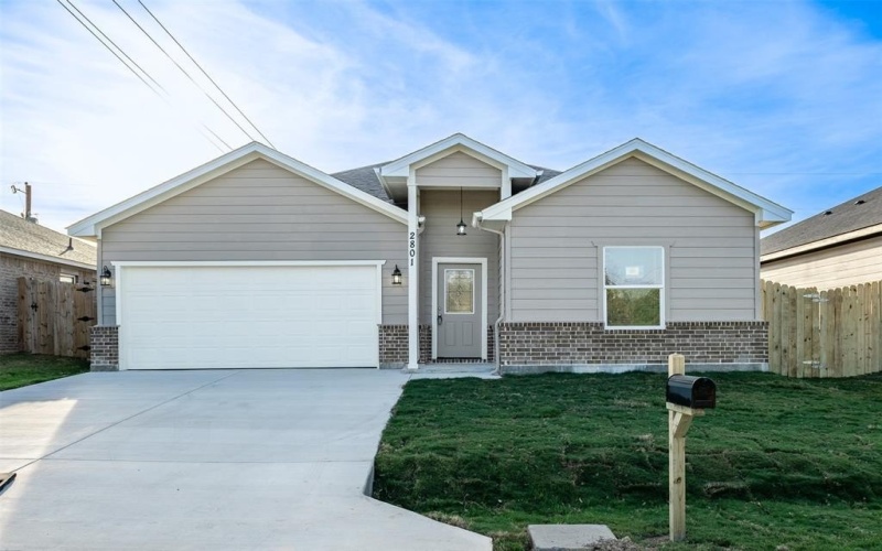 2801 Beechwood Street, Granbury, TX 76048, 3 Habitaciones Habitaciones , ,2 BañosBaños,Residential,En Venta,2801 Beechwood Street,20781481
