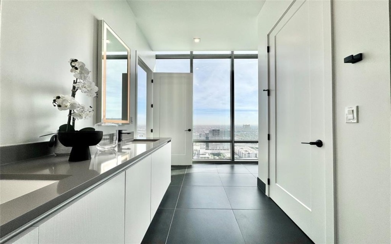 1801 N Pearl Street #4102, Dallas, TX 75201, 3 Bedrooms Bedrooms, ,3 BathroomsBathrooms,Residential Lease,For Rent,1801 N Pearl Street,20781543