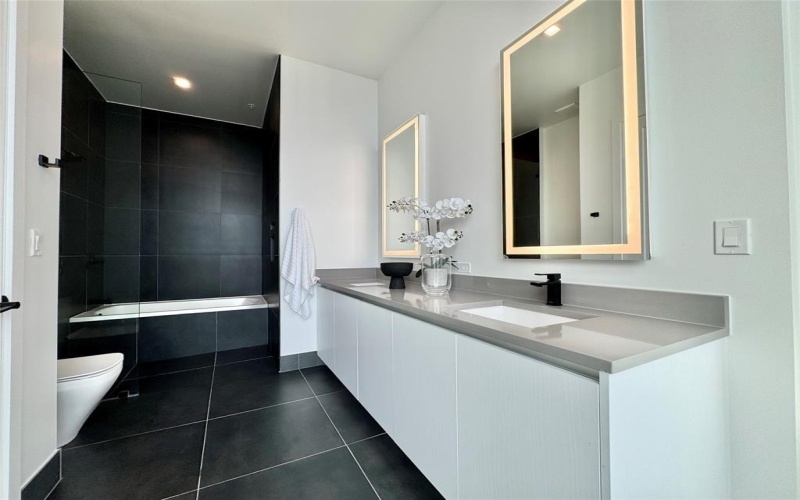 1801 N Pearl Street #4102, Dallas, TX 75201, 3 Bedrooms Bedrooms, ,3 BathroomsBathrooms,Residential Lease,For Rent,1801 N Pearl Street,20781543