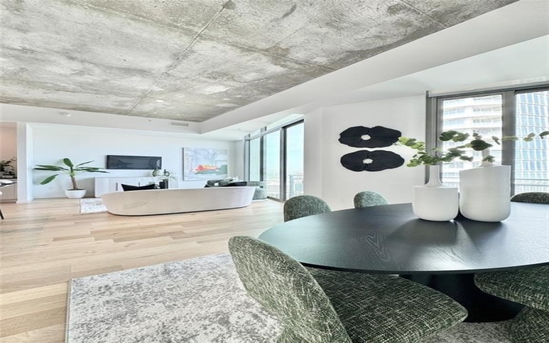 1801 N Pearl Street #4102, Dallas, TX 75201, 3 Bedrooms Bedrooms, ,3 BathroomsBathrooms,Residential Lease,For Rent,1801 N Pearl Street,20781543