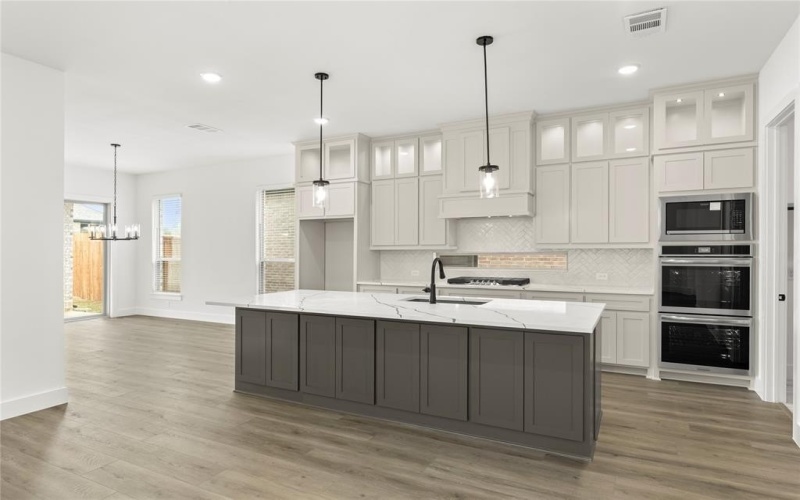 3104 Lake Village Drive, Anna, TX 75409, 5 Bedrooms Bedrooms, ,3 BathroomsBathrooms,Residential,For Sale,3104 Lake Village Drive,20781613