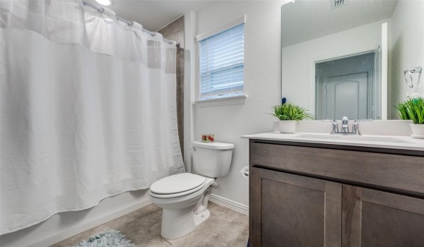 304 Rosemoor Place, Little Elm, TX 75068, 3 Bedrooms Bedrooms, ,2 BathroomsBathrooms,Residential Lease,For Rent,304 Rosemoor Place,20776524