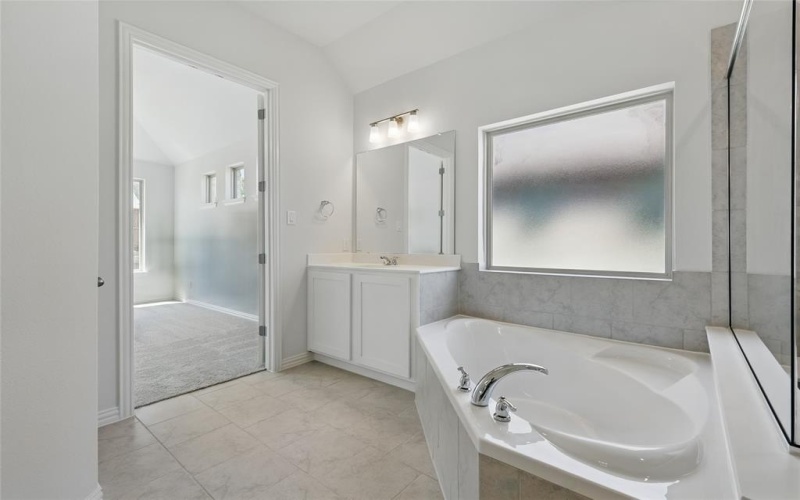 1220 Staffords Point Lane, Anna, TX 75409, 4 Bedrooms Bedrooms, ,3 BathroomsBathrooms,Residential,For Sale,1220 Staffords Point Lane,20782194