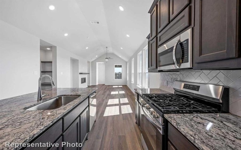 3908 Bison Lane, Heartland, TX 75126, 3 Bedrooms Bedrooms, ,2 BathroomsBathrooms,Residential,For Sale,3908 Bison Lane,20776550