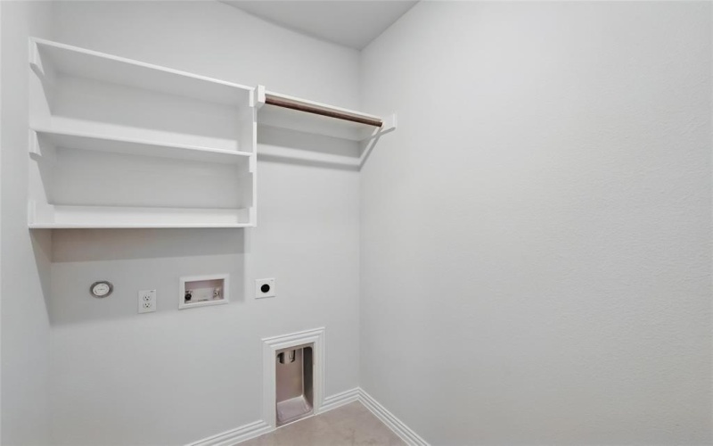 708 Kurrus Street, Justin, TX 76247, 5 Bedrooms Bedrooms, ,5 BathroomsBathrooms,Residential,For Sale,708 Kurrus Street,20782430