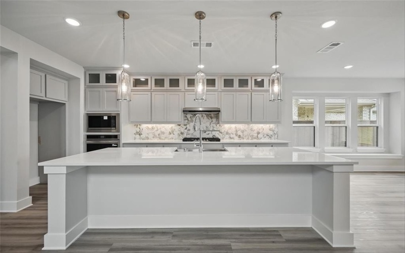 8529 Heard Hill Drive, McKinney, TX 75071, 3 Bedrooms Bedrooms, ,2 BathroomsBathrooms,Residential,For Sale,8529 Heard Hill Drive,20782653