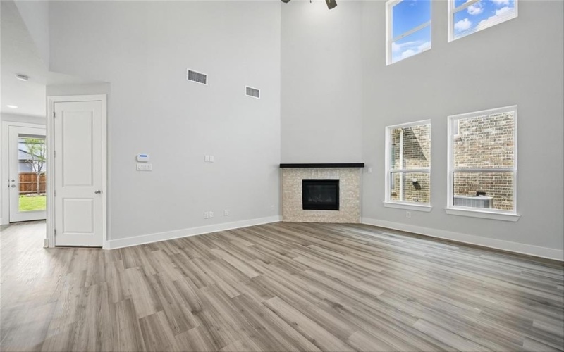 8529 Heard Hill Drive, McKinney, TX 75071, 3 Bedrooms Bedrooms, ,2 BathroomsBathrooms,Residential,For Sale,8529 Heard Hill Drive,20782653