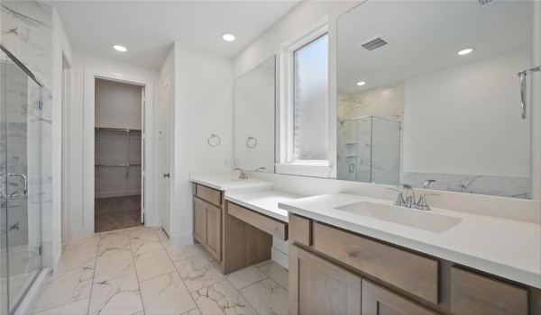 3812 Malibu Drive, Sherman, TX 75090, 4 Bedrooms Bedrooms, ,3 BathroomsBathrooms,Residential,For Sale,3812 Malibu Drive,20782904