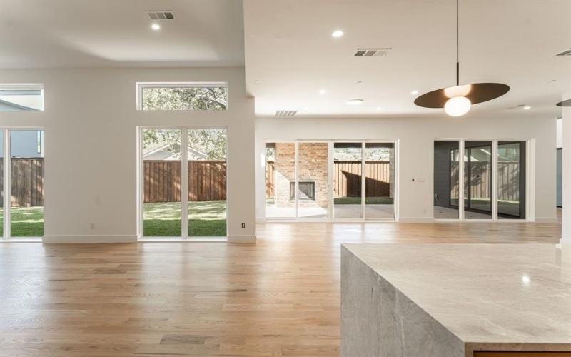 2423 Prairie Avenue, Dallas, TX 75204, 5 Bedrooms Bedrooms, ,5 BathroomsBathrooms,Residential,For Sale,2423 Prairie Avenue,20783063