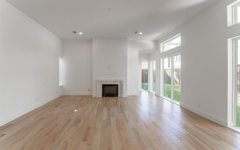 2423 Prairie Avenue, Dallas, TX 75204, 5 Bedrooms Bedrooms, ,5 BathroomsBathrooms,Residential,For Sale,2423 Prairie Avenue,20783063