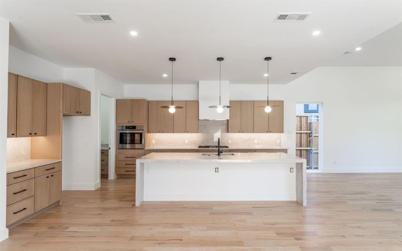 2423 Prairie Avenue, Dallas, TX 75204, 5 Bedrooms Bedrooms, ,5 BathroomsBathrooms,Residential,For Sale,2423 Prairie Avenue,20783063