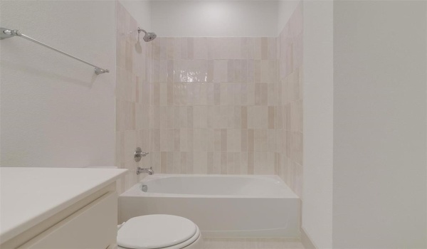 141 Paxton Circle, Arlington, TX 76013, 4 Bedrooms Bedrooms, ,3 BathroomsBathrooms,Residential,For Sale,141 Paxton Circle,20783219