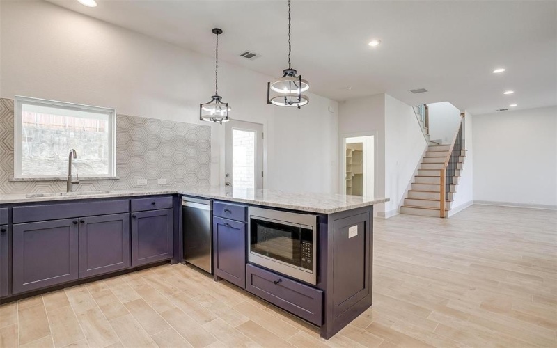 9077 Quarry Hill Court, Fort Worth, TX 76179, 4 Bedrooms Bedrooms, ,3 BathroomsBathrooms,Residential,For Sale,9077 Quarry Hill Court,20783231