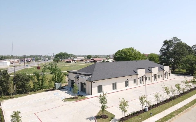 501 Pine Ridge Drive #300, Aubrey, TX 76227, ,Commercial Sale,En Venta,501 Pine Ridge Drive,20783532