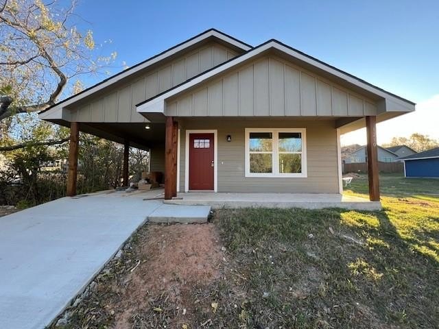 1210 S Travis Avenue, Denison, TX 75021, 3 Bedrooms Bedrooms, ,2 BathroomsBathrooms,Residential,For Sale,1210 S Travis Avenue,20783666