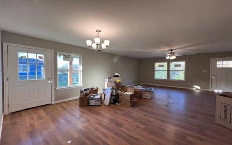1210 S Travis Avenue, Denison, TX 75021, 3 Bedrooms Bedrooms, ,2 BathroomsBathrooms,Residential,For Sale,1210 S Travis Avenue,20783666