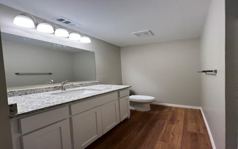1210 S Travis Avenue, Denison, TX 75021, 3 Bedrooms Bedrooms, ,2 BathroomsBathrooms,Residential,For Sale,1210 S Travis Avenue,20783666