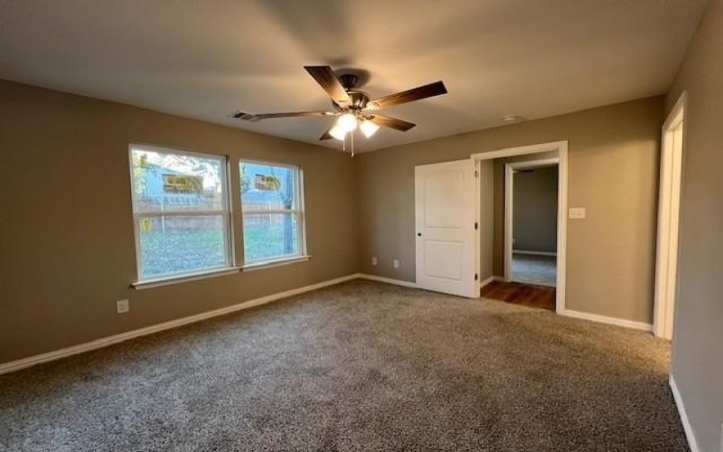 1210 S Travis Avenue, Denison, TX 75021, 3 Bedrooms Bedrooms, ,2 BathroomsBathrooms,Residential,For Sale,1210 S Travis Avenue,20783666