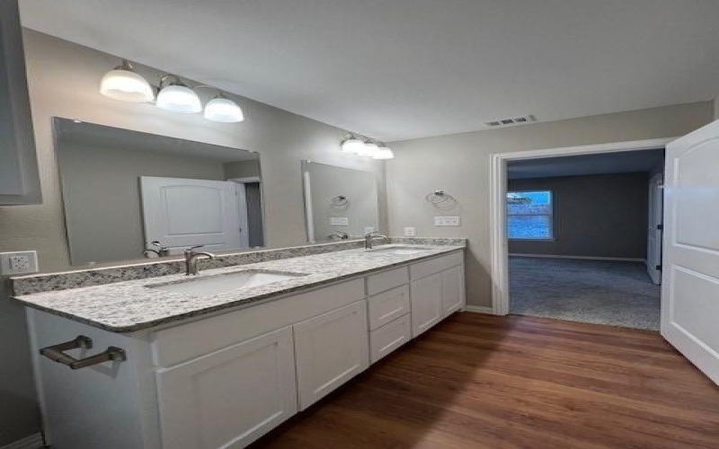 1210 S Travis Avenue, Denison, TX 75021, 3 Bedrooms Bedrooms, ,2 BathroomsBathrooms,Residential,For Sale,1210 S Travis Avenue,20783666