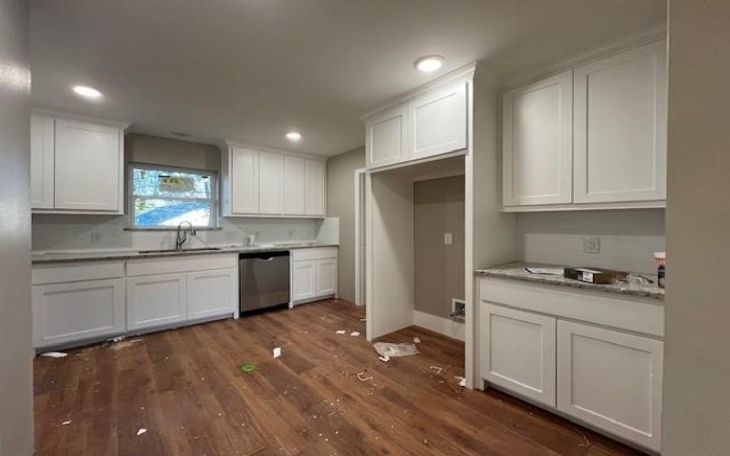1210 S Travis Avenue, Denison, TX 75021, 3 Bedrooms Bedrooms, ,2 BathroomsBathrooms,Residential,For Sale,1210 S Travis Avenue,20783666
