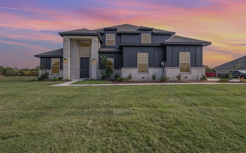 180 Crystal Lake Lane, Red Oak, TX 75154, 4 Habitaciones Habitaciones , ,3 BañosBaños,Residential,En Venta,180 Crystal Lake Lane,20777076