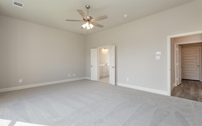 750 Serenity Lane, Red Oak, TX 75154, 4 Habitaciones Habitaciones , ,3 BañosBaños,Residential,En Venta,750 Serenity Lane,20777102