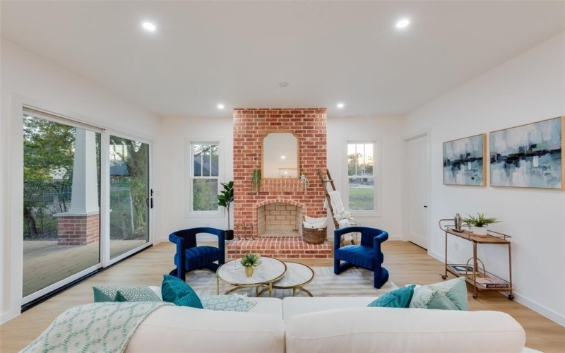 4510 Sycamore Street, Dallas, TX 75204, 4 Bedrooms Bedrooms, ,3 BathroomsBathrooms,Residential,For Sale,4510 Sycamore Street,20777200