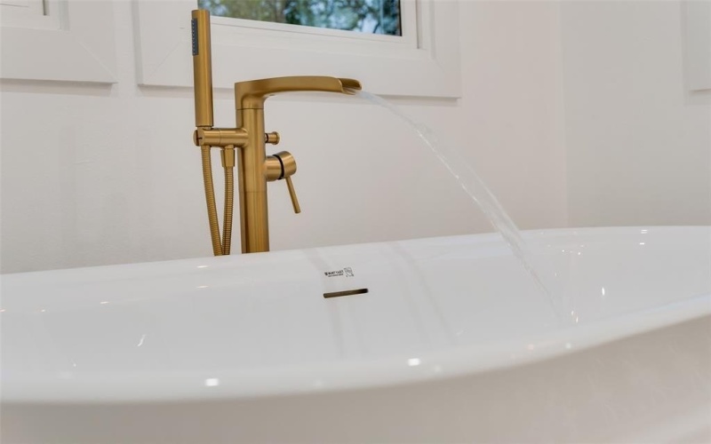 4510 Sycamore Street, Dallas, TX 75204, 4 Bedrooms Bedrooms, ,3 BathroomsBathrooms,Residential,For Sale,4510 Sycamore Street,20777200