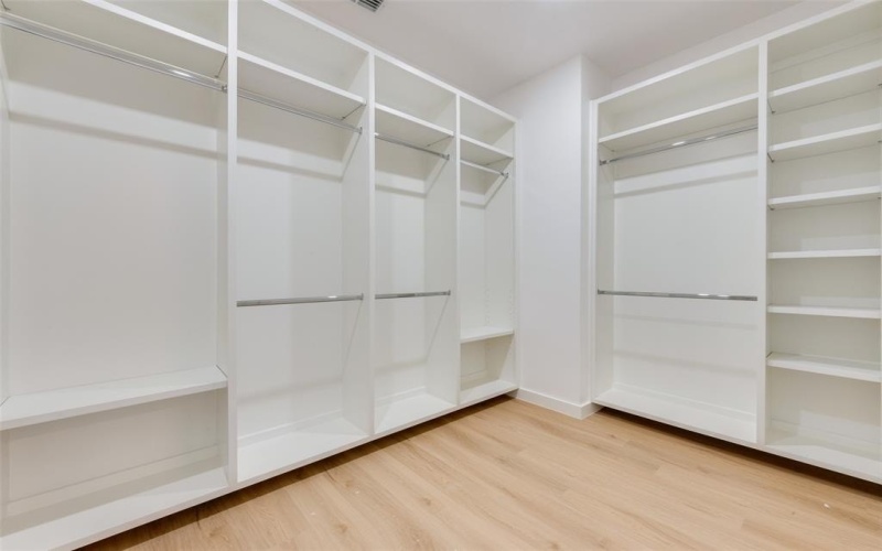 4510 Sycamore Street, Dallas, TX 75204, 4 Bedrooms Bedrooms, ,3 BathroomsBathrooms,Residential,For Sale,4510 Sycamore Street,20777200