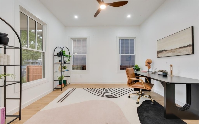 4510 Sycamore Street, Dallas, TX 75204, 4 Bedrooms Bedrooms, ,3 BathroomsBathrooms,Residential,For Sale,4510 Sycamore Street,20777200