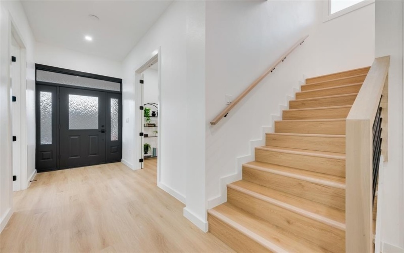 4510 Sycamore Street, Dallas, TX 75204, 4 Bedrooms Bedrooms, ,3 BathroomsBathrooms,Residential,For Sale,4510 Sycamore Street,20777200