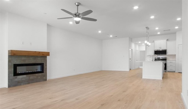 2821 Concord Drive, Wylie, TX 75098, 2 Bedrooms Bedrooms, ,2 BathroomsBathrooms,Residential,For Sale,2821 Concord Drive,20783938