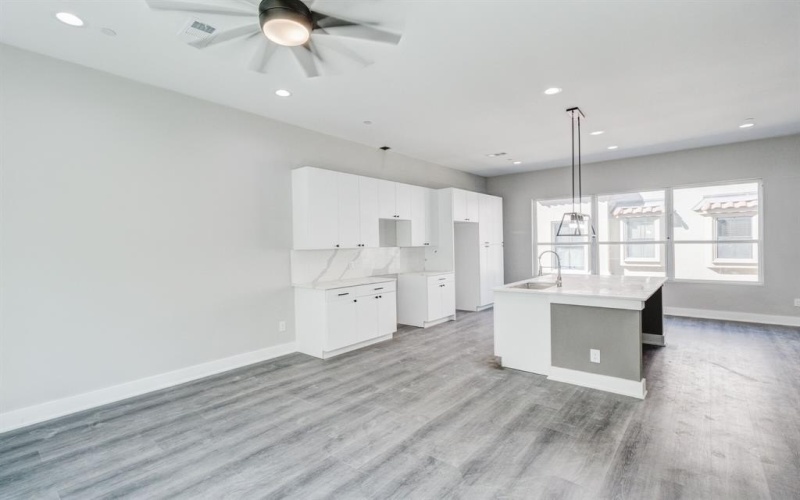 5810 Hudson Street, Dallas, TX 75206, 2 Bedrooms Bedrooms, ,2 BathroomsBathrooms,Residential Multi Family,For Sale,5810 Hudson Street,20777299