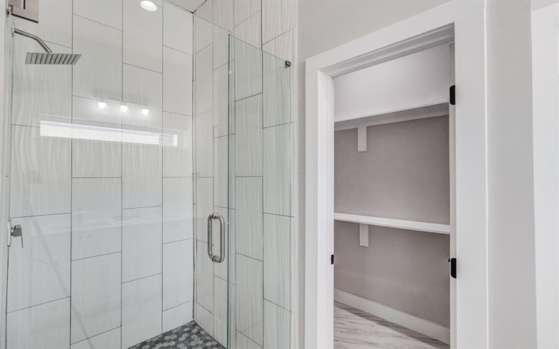 5810 Hudson Street, Dallas, TX 75206, 2 Bedrooms Bedrooms, ,2 BathroomsBathrooms,Residential Multi Family,For Sale,5810 Hudson Street,20777299